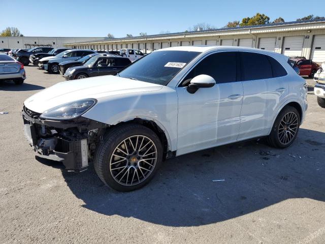  Salvage Porsche Cayenne