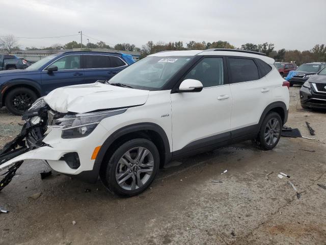  Salvage Kia Seltos