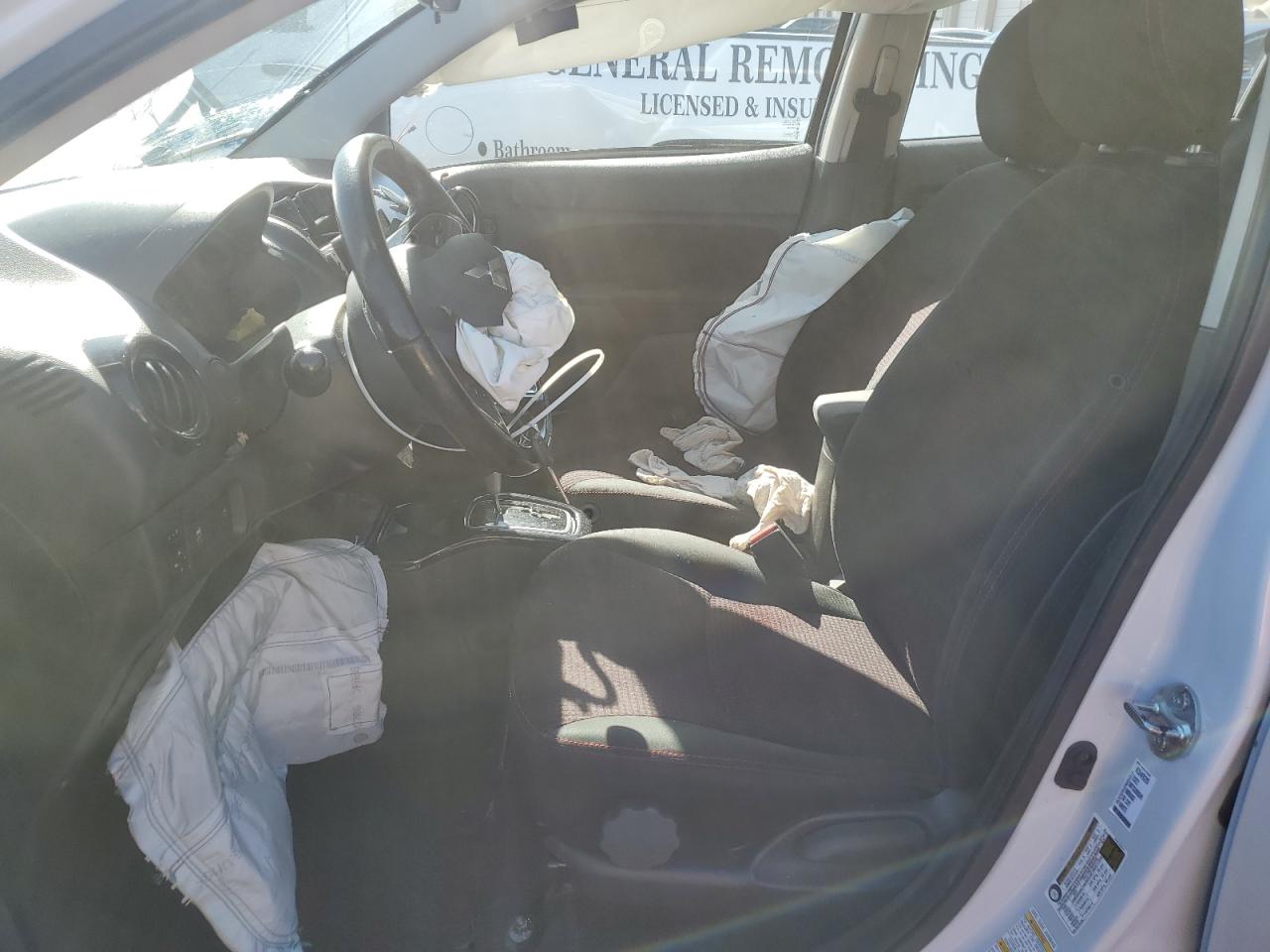 Mitsubishi Mirage Se Image 4