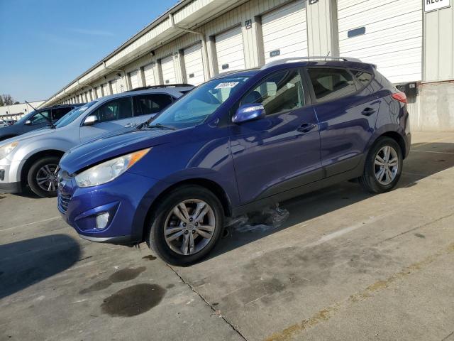  Salvage Hyundai TUCSON