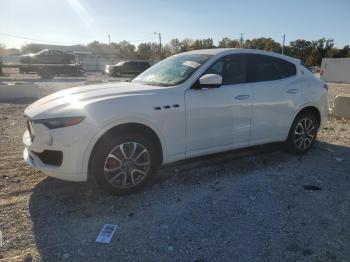  Salvage Maserati Levante