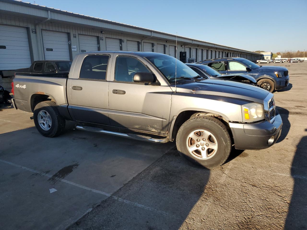 Dodge Dakota Quad Slt Image 2