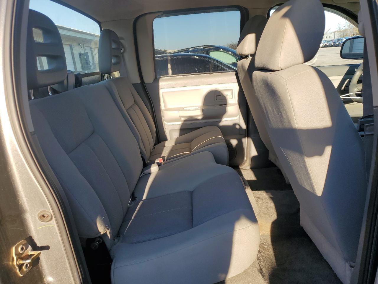 Dodge Dakota Quad Slt Image 12