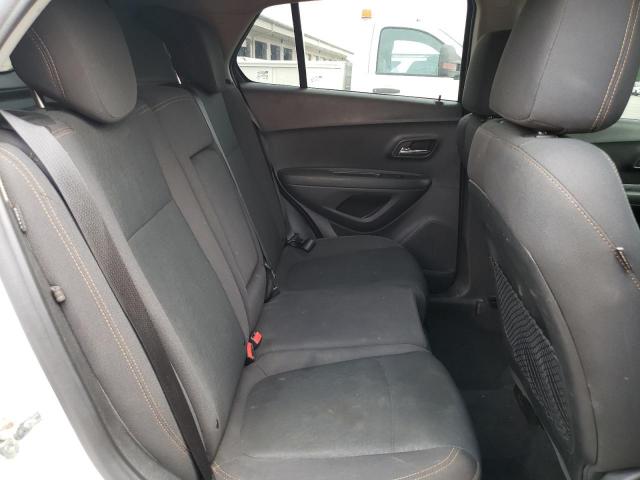 Chevrolet Trax Ls Image 2