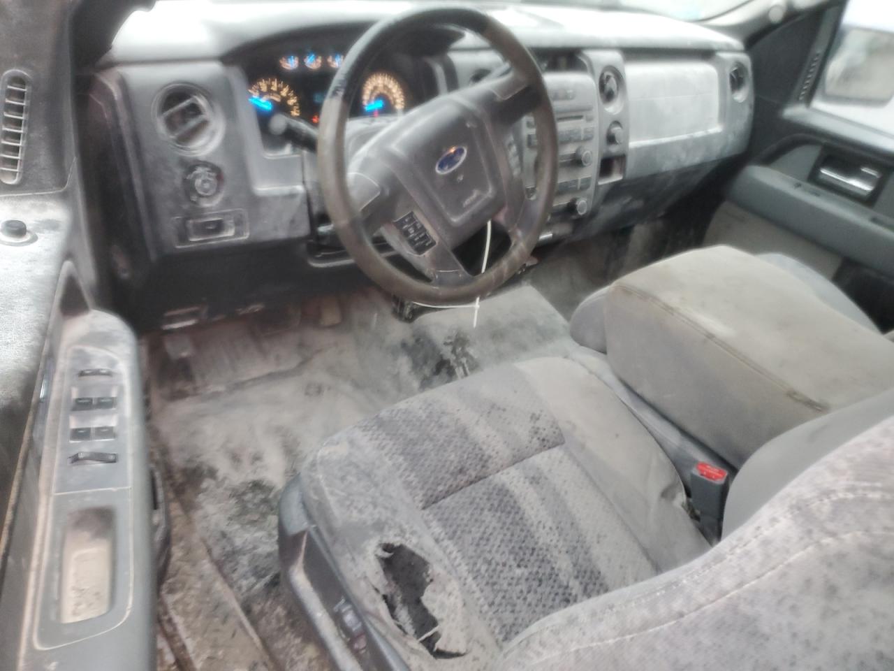 Ford F-150 Super Cab Image 11