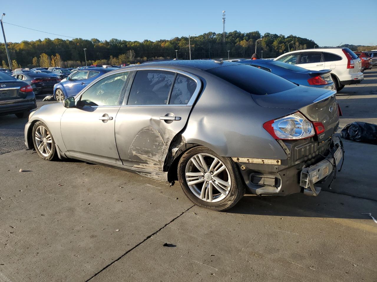 INFINITI G37 Image 9