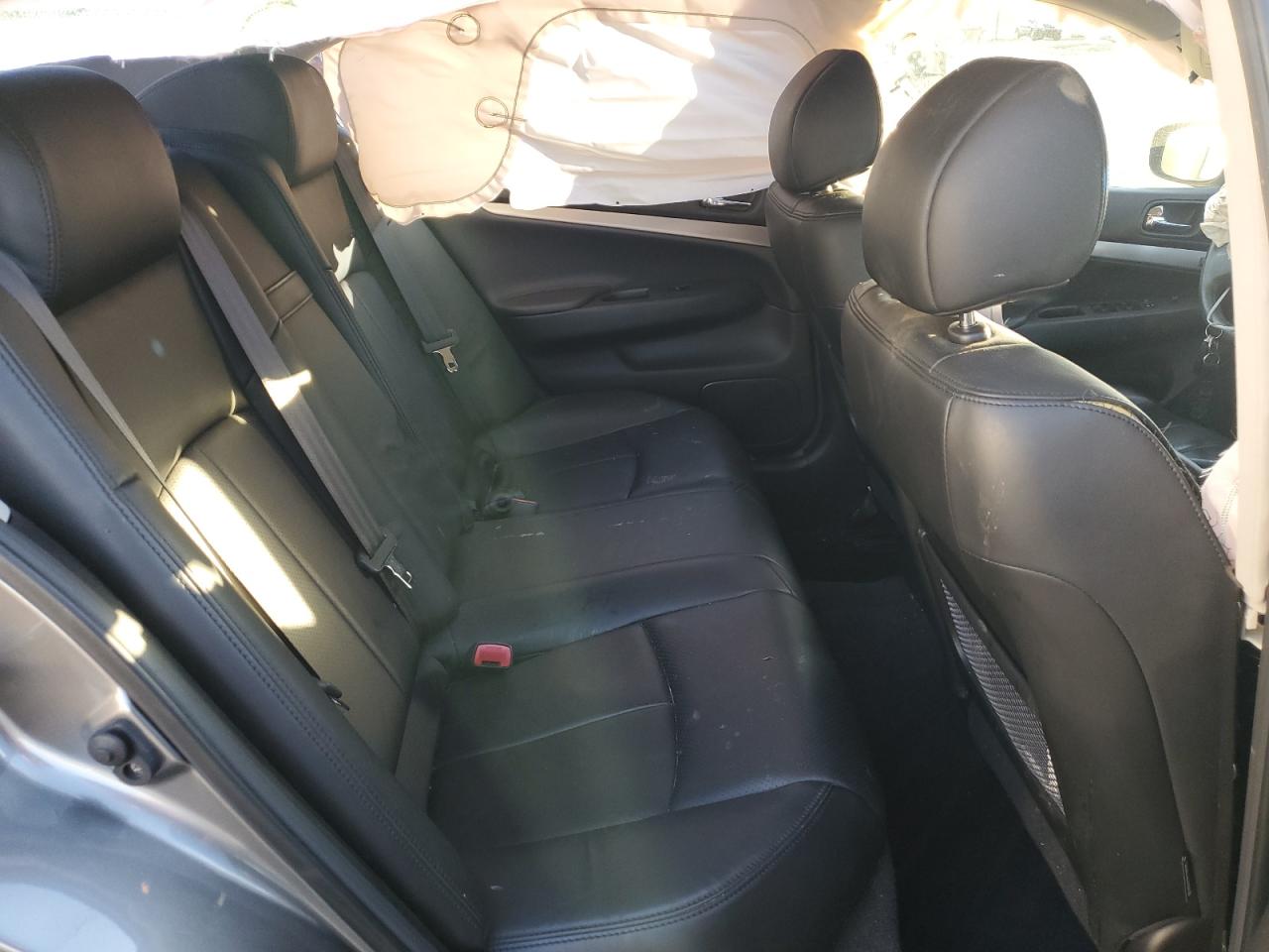 INFINITI G37 Image 7