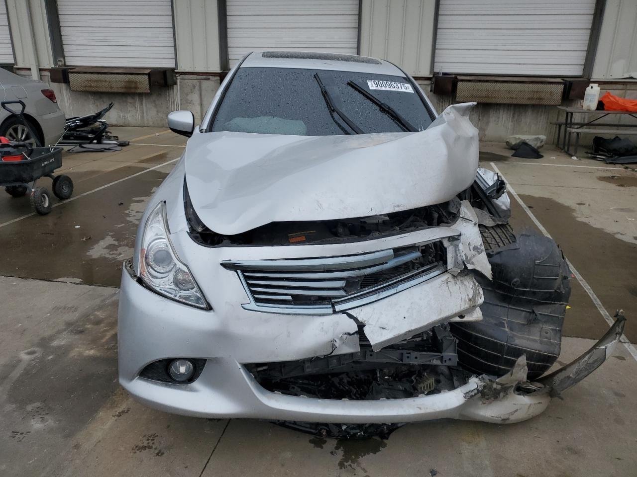 INFINITI G37 Image 3