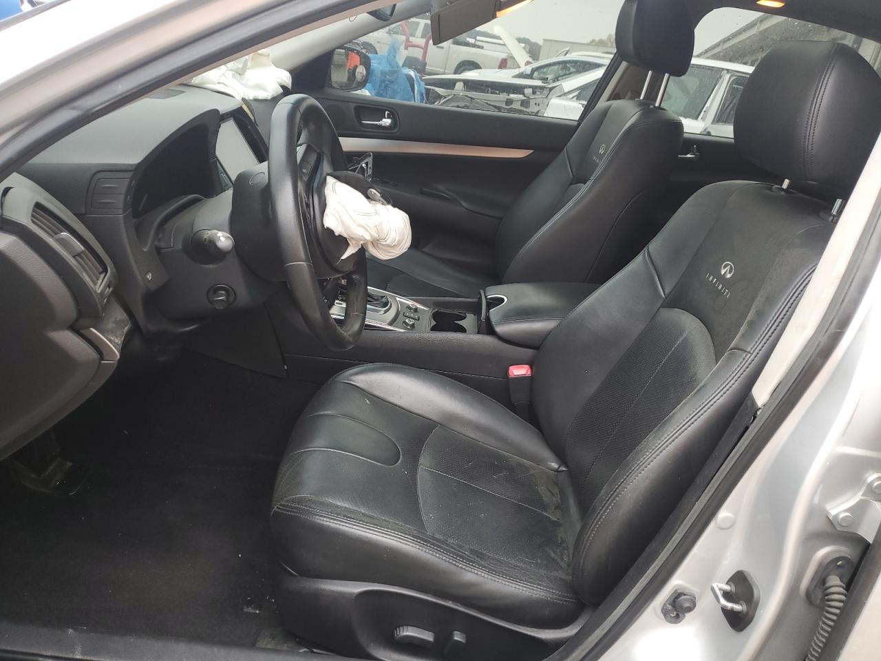 INFINITI G37 Image 5