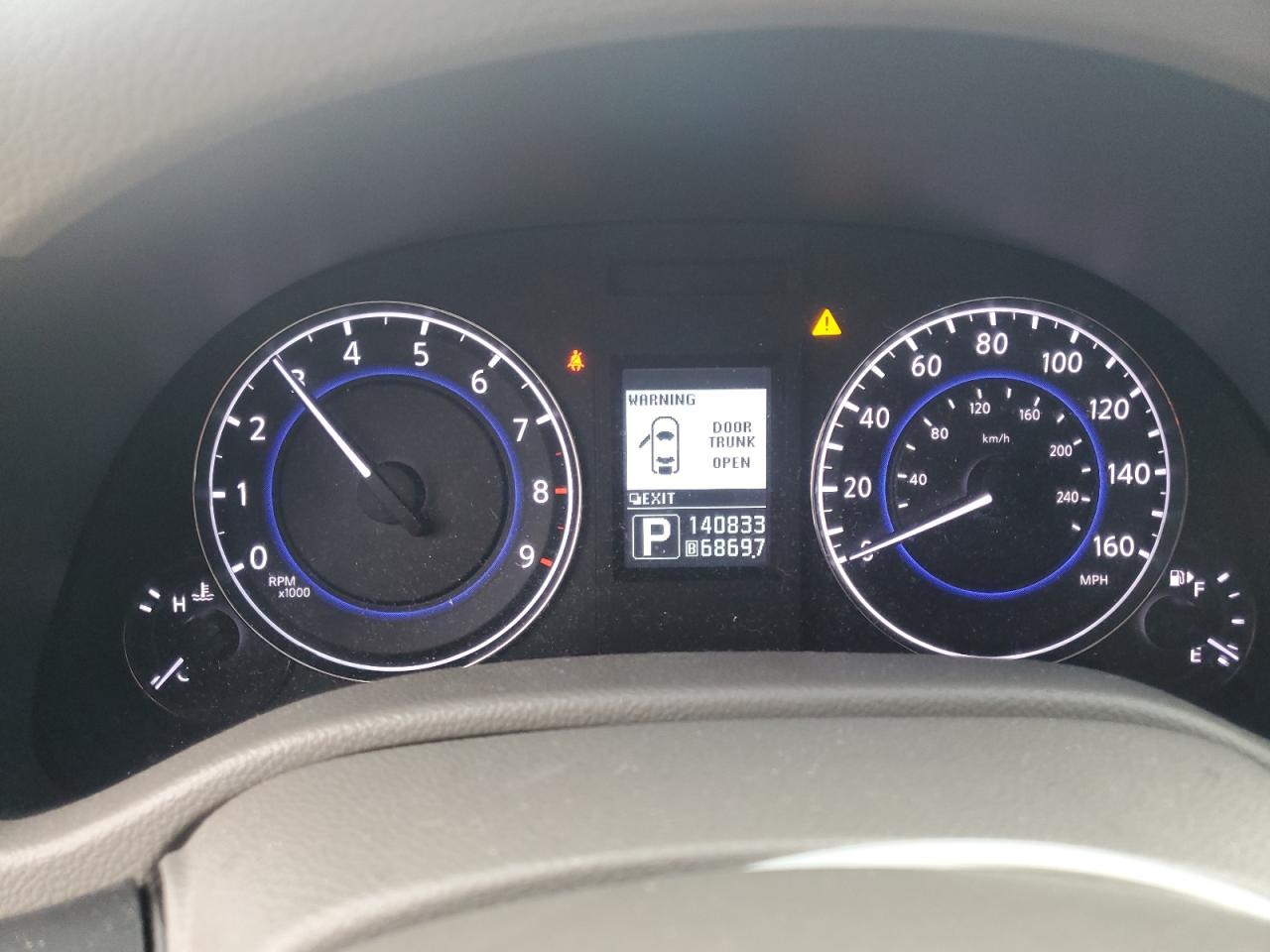 INFINITI G37 Image 13