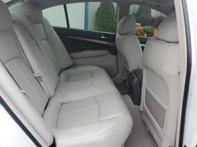 INFINITI G37 Image 10