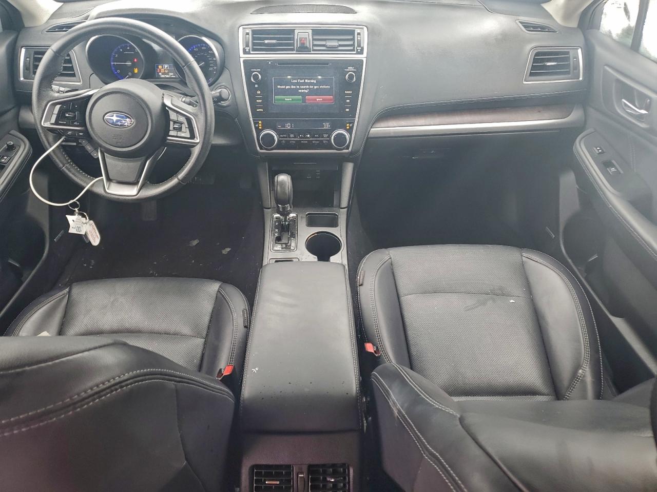 Subaru Outback 2.5i Limited Image 12