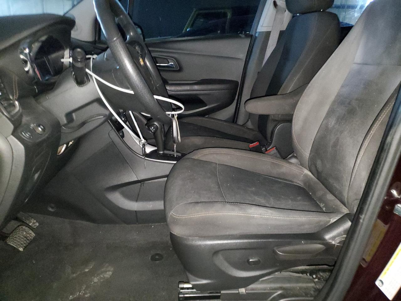 Chevrolet Trax Ls Image 6