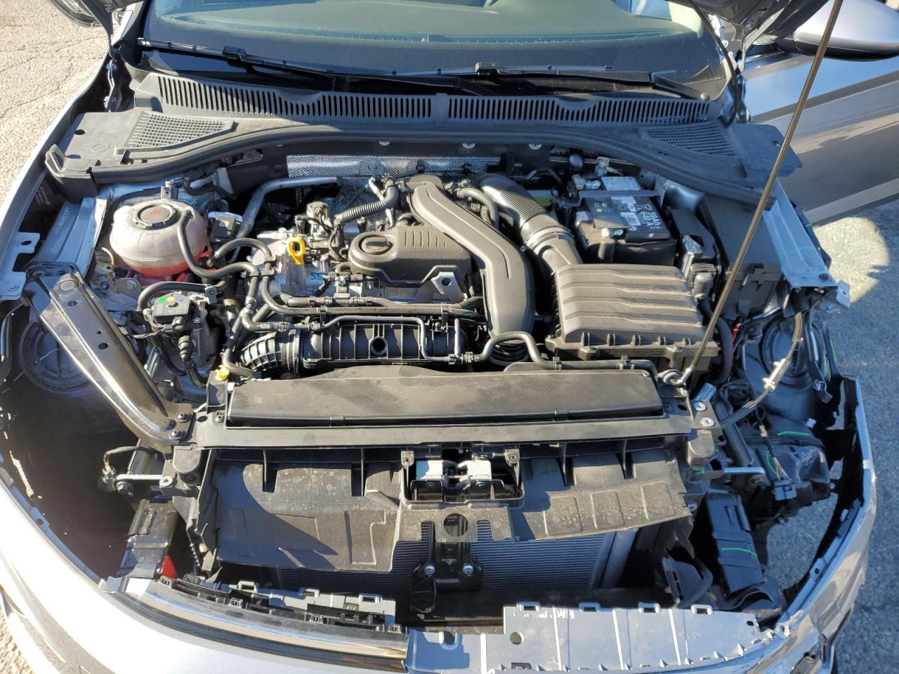 Volkswagen Jetta S Image 8