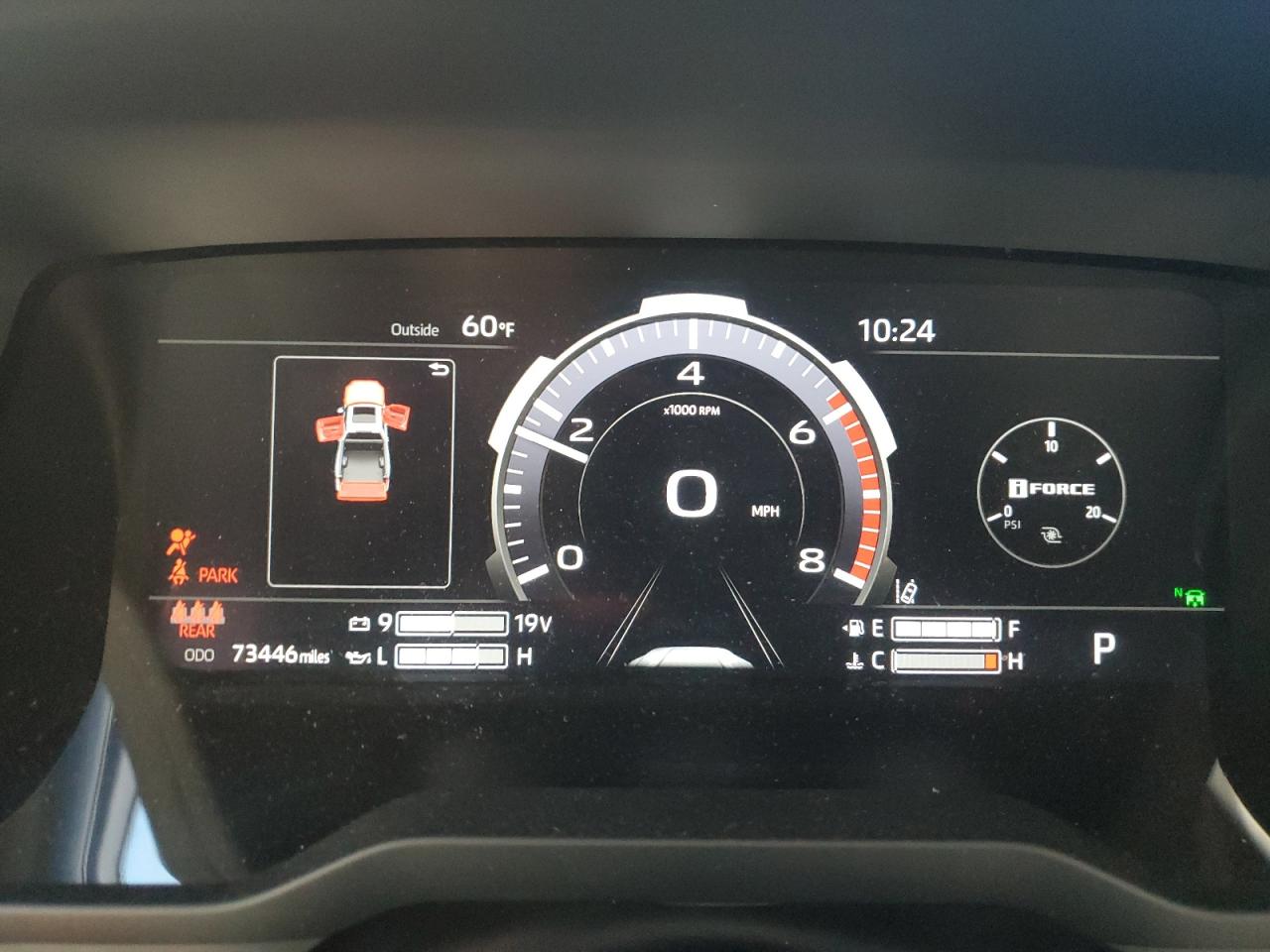 Toyota Tundra Crewmax Platinum Image 8