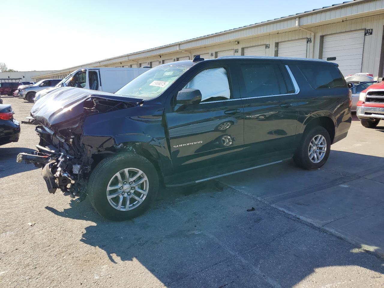 Chevrolet Suburban K1500 Lt Image 1