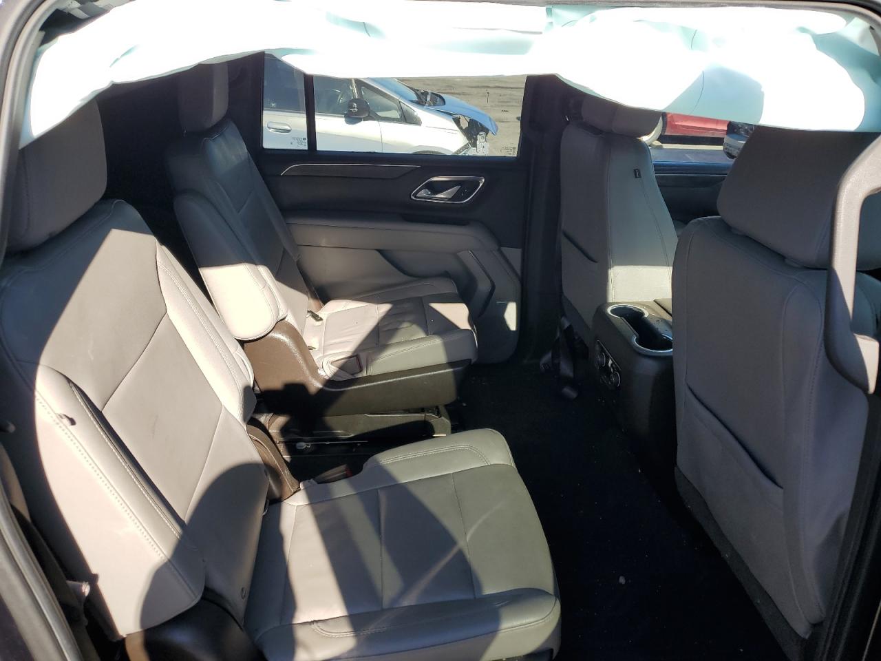 Chevrolet Suburban K1500 Lt Image 8