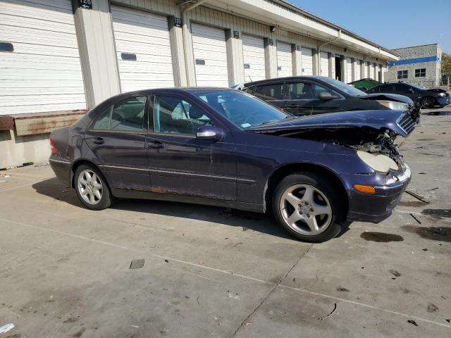 Mercedes-Benz C-Class 320 Image 4