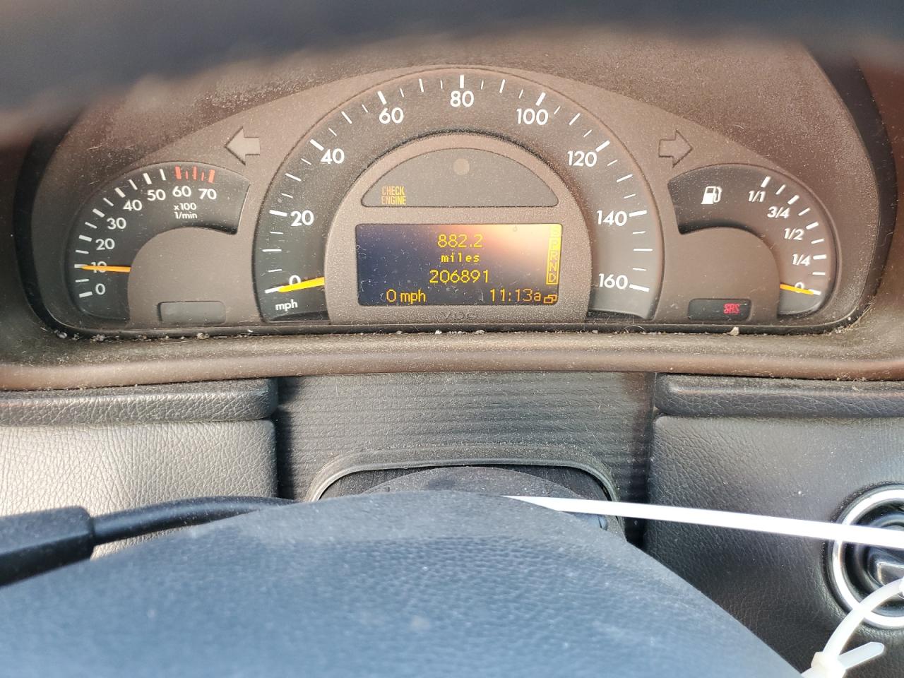 Mercedes-Benz C-Class 320 Image 10