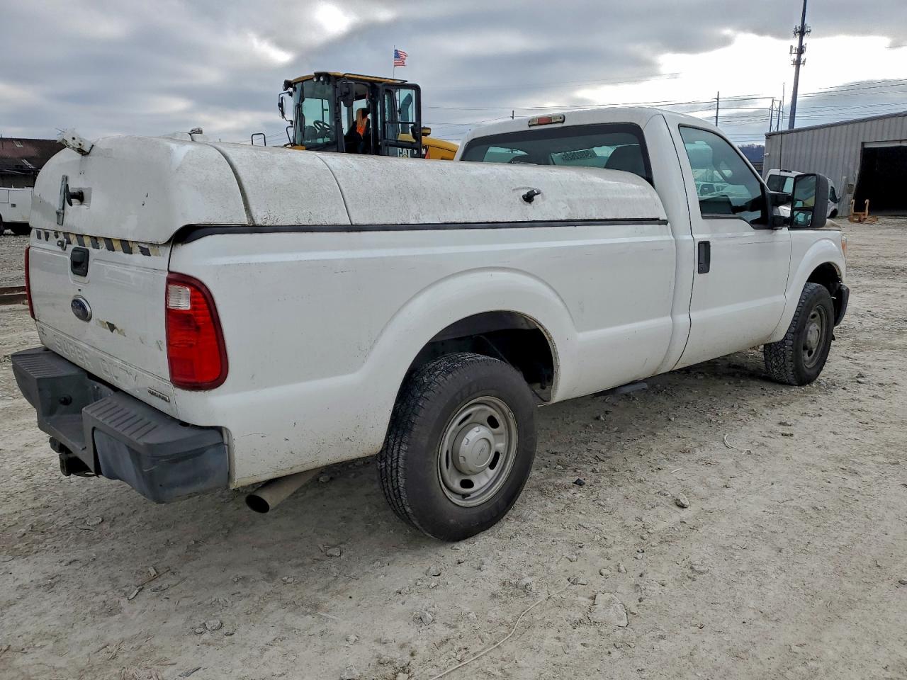 Ford F-350 Super Duty Image 4