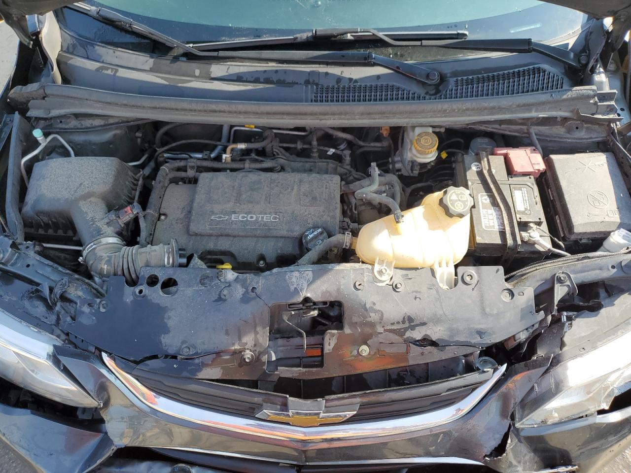 Chevrolet Sonic Lt Image 10