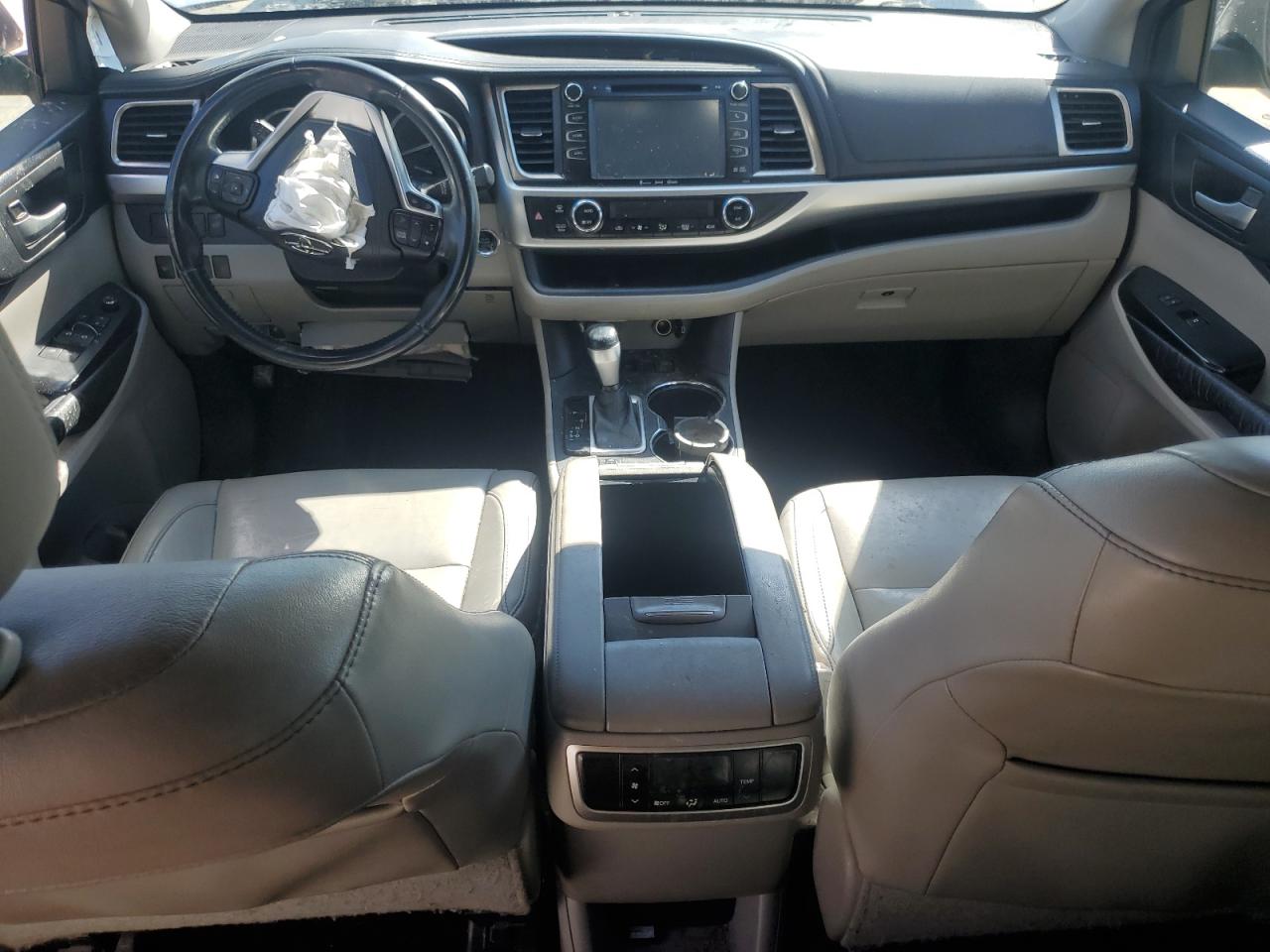 Toyota Highlander Xle Image 9