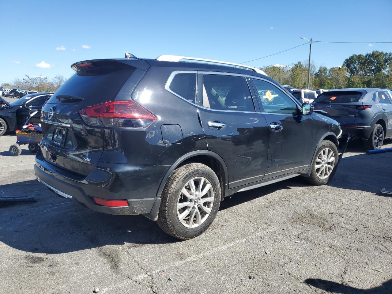 Nissan Rogue S Image 8