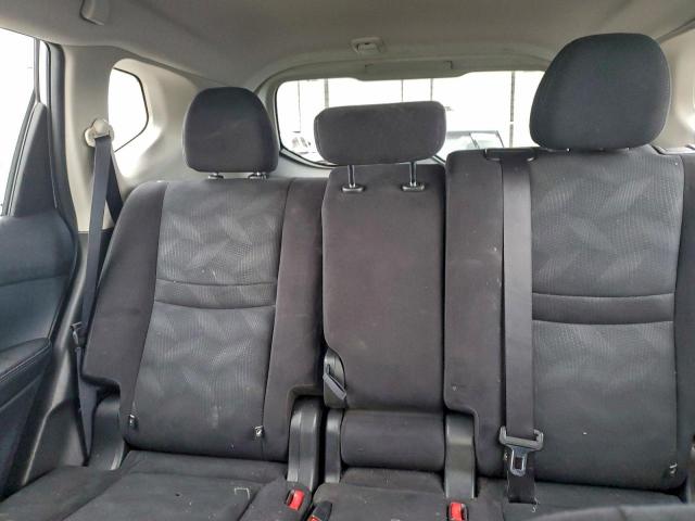 Nissan Rogue S Image 10