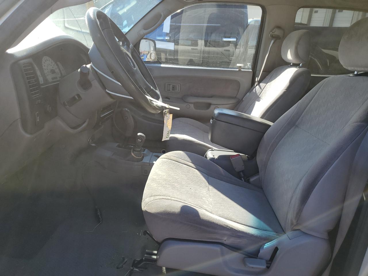 Toyota Tacoma Double Cab Image 4