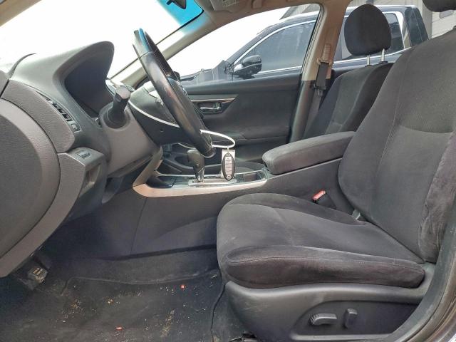 Nissan Altima 2.5 Image 10