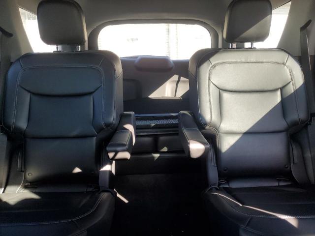 Ford Explorer Xlt Image 4