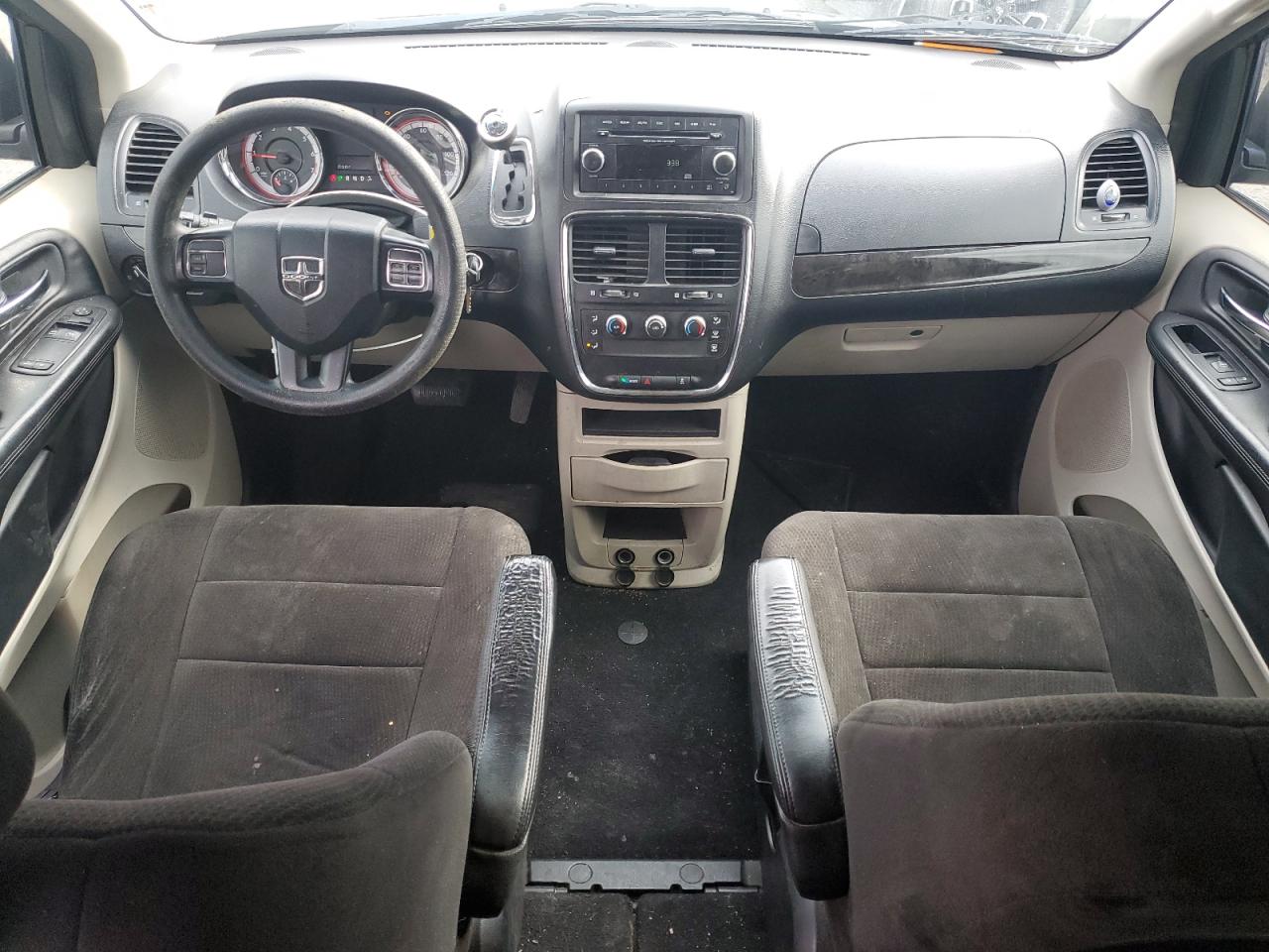 Dodge Caravan Se Image 11