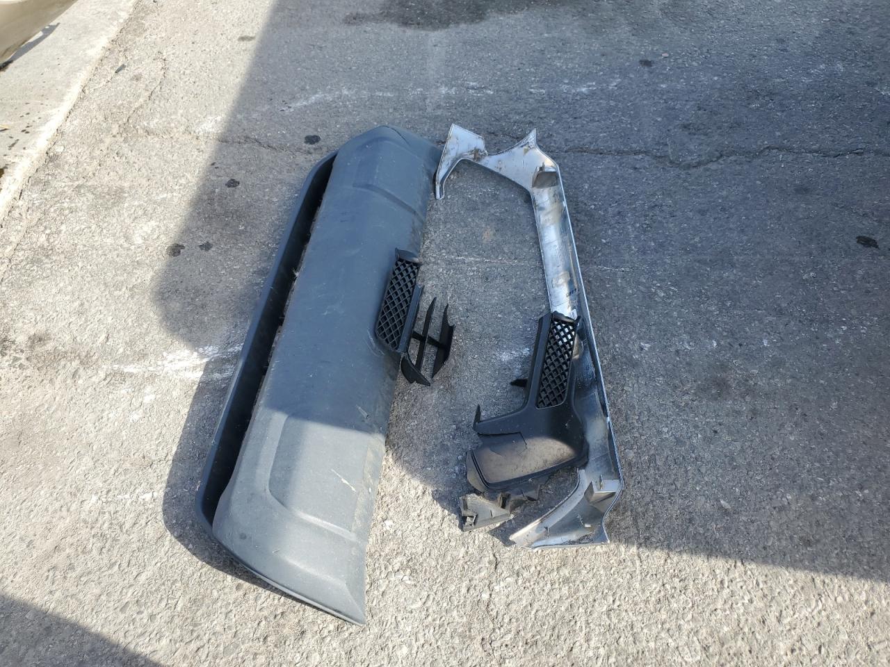 Toyota Tacoma Double Cab Long Bed Image 3