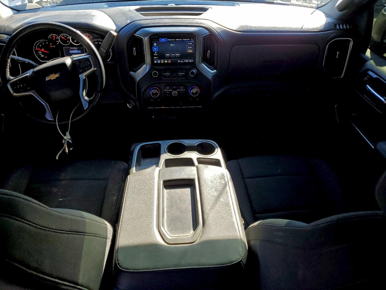 Chevrolet Silverado K1500 Lt Image 3