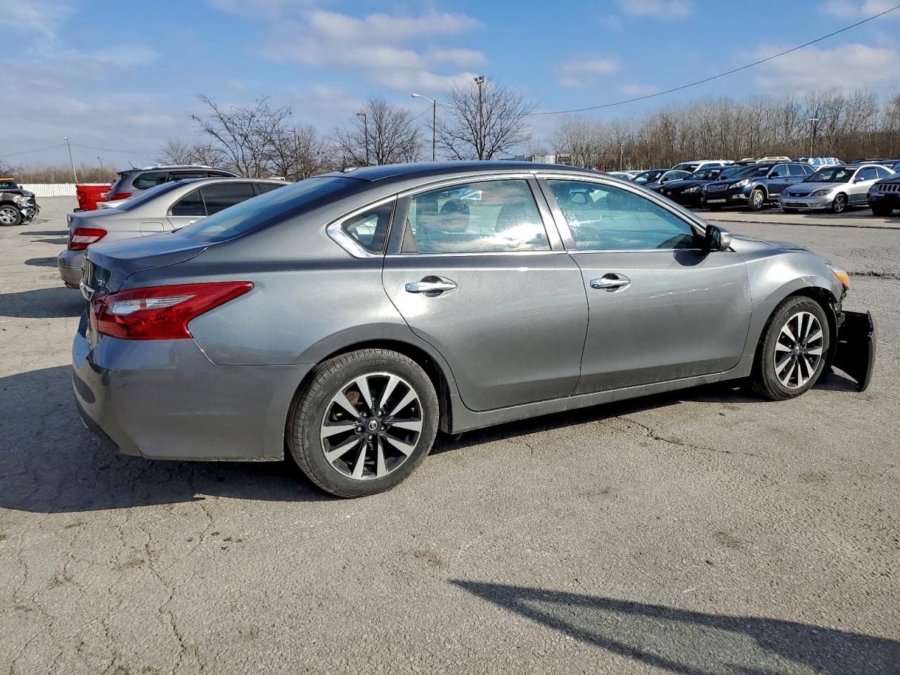 Nissan Altima 2.5 Image 3