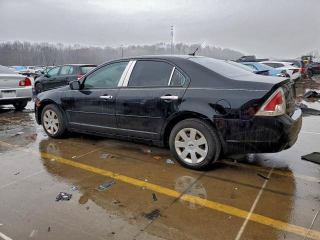 Ford Fusion S Image 2