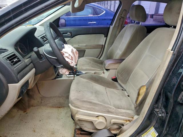 Ford Fusion S Image 6