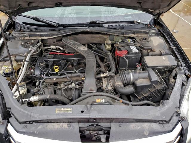 Ford Fusion S Image 13