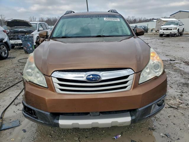 Subaru Outback 2.5i Limited Image 3