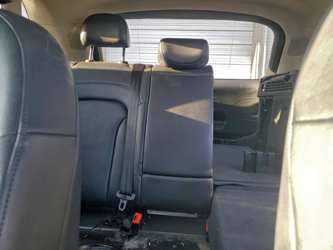 Audi Q3 Premium Plus Image 2