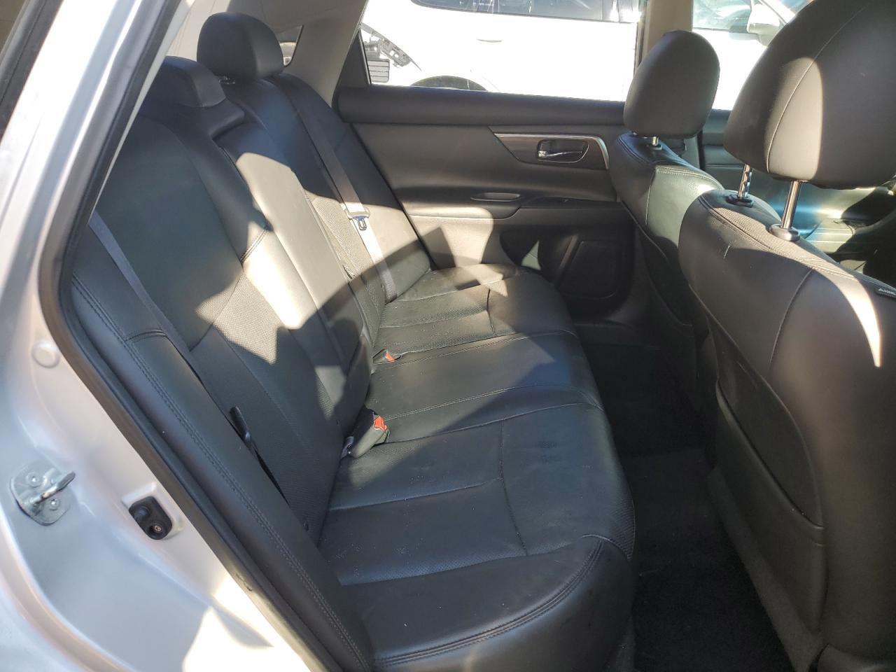 Nissan Altima 2.5 Image 5