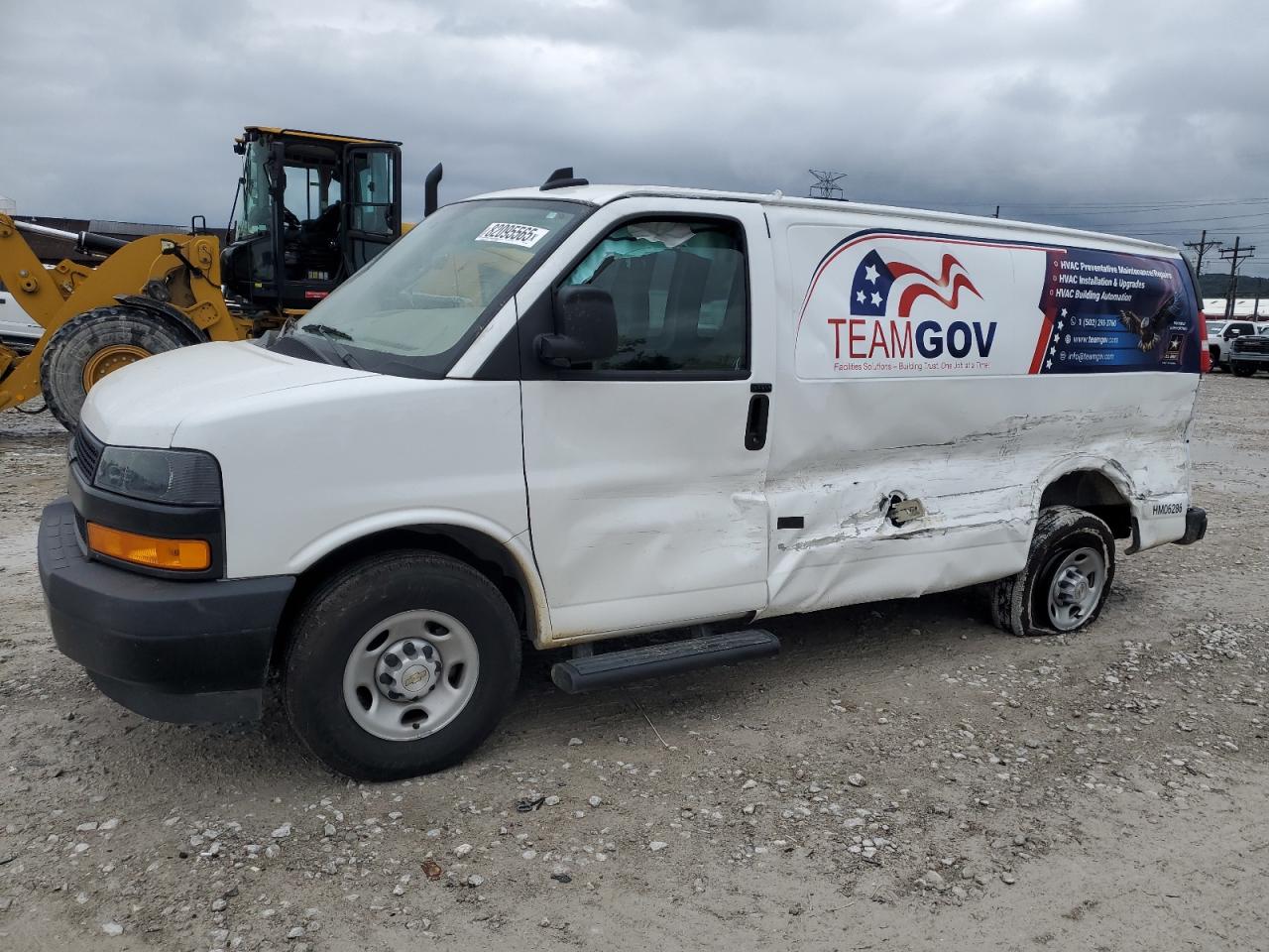 Chevrolet Express Image 1