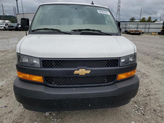 Chevrolet Express Image 11