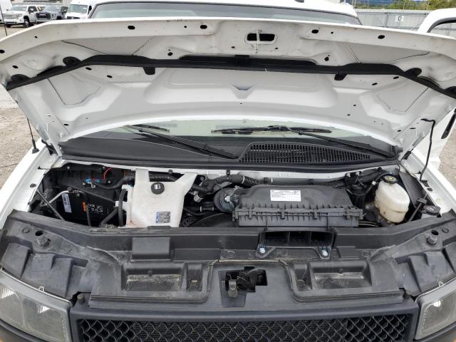 Chevrolet Express Image 8