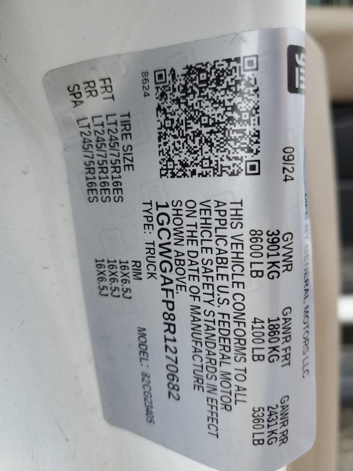 Chevrolet Express Image 10