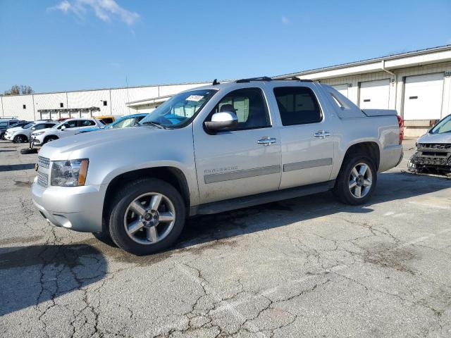  Salvage Chevrolet Avalanche