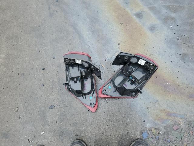 Chevrolet Equinox Premier Image 8