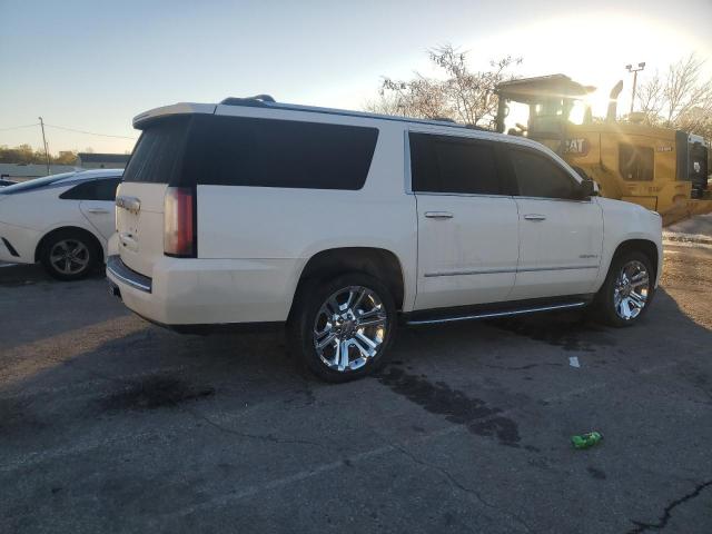 GMC Yukon Denali Image 7