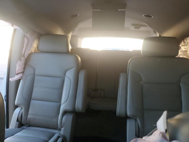 GMC Yukon Denali Image 8