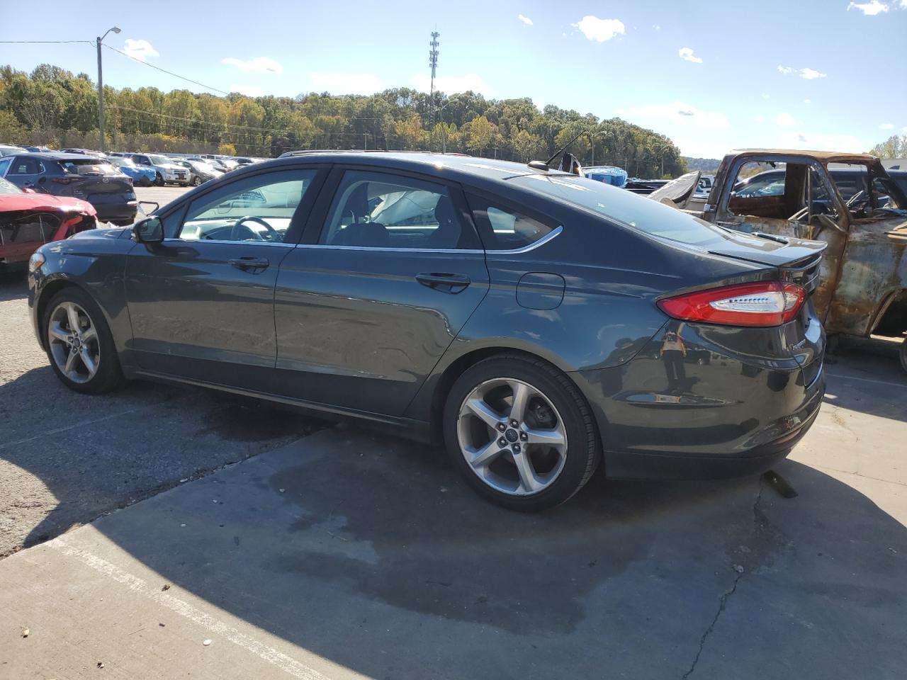 Ford Fusion Se Image 2